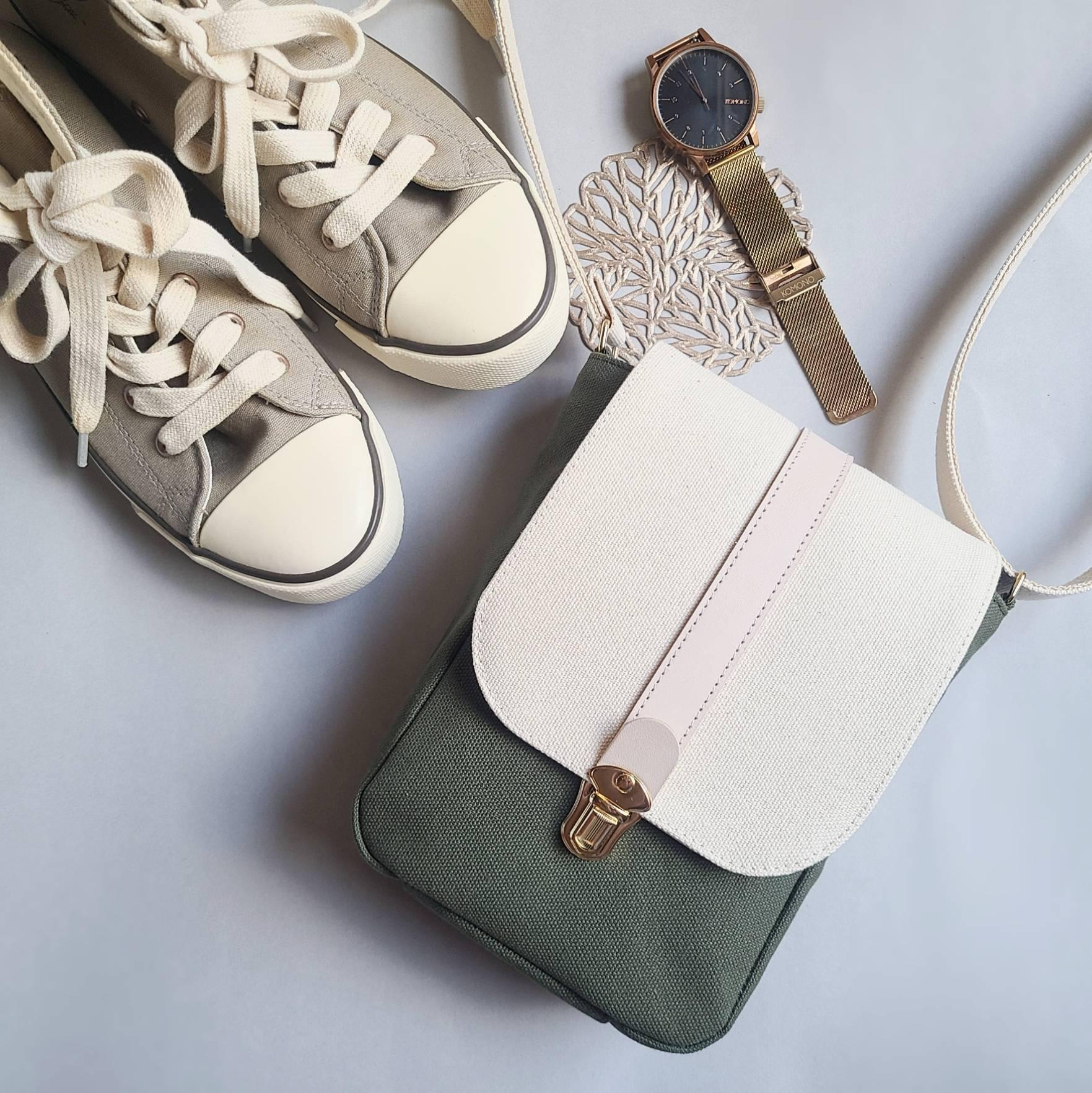 倉敷帆布の縦型ポシェット〈抹茶ラテ〉